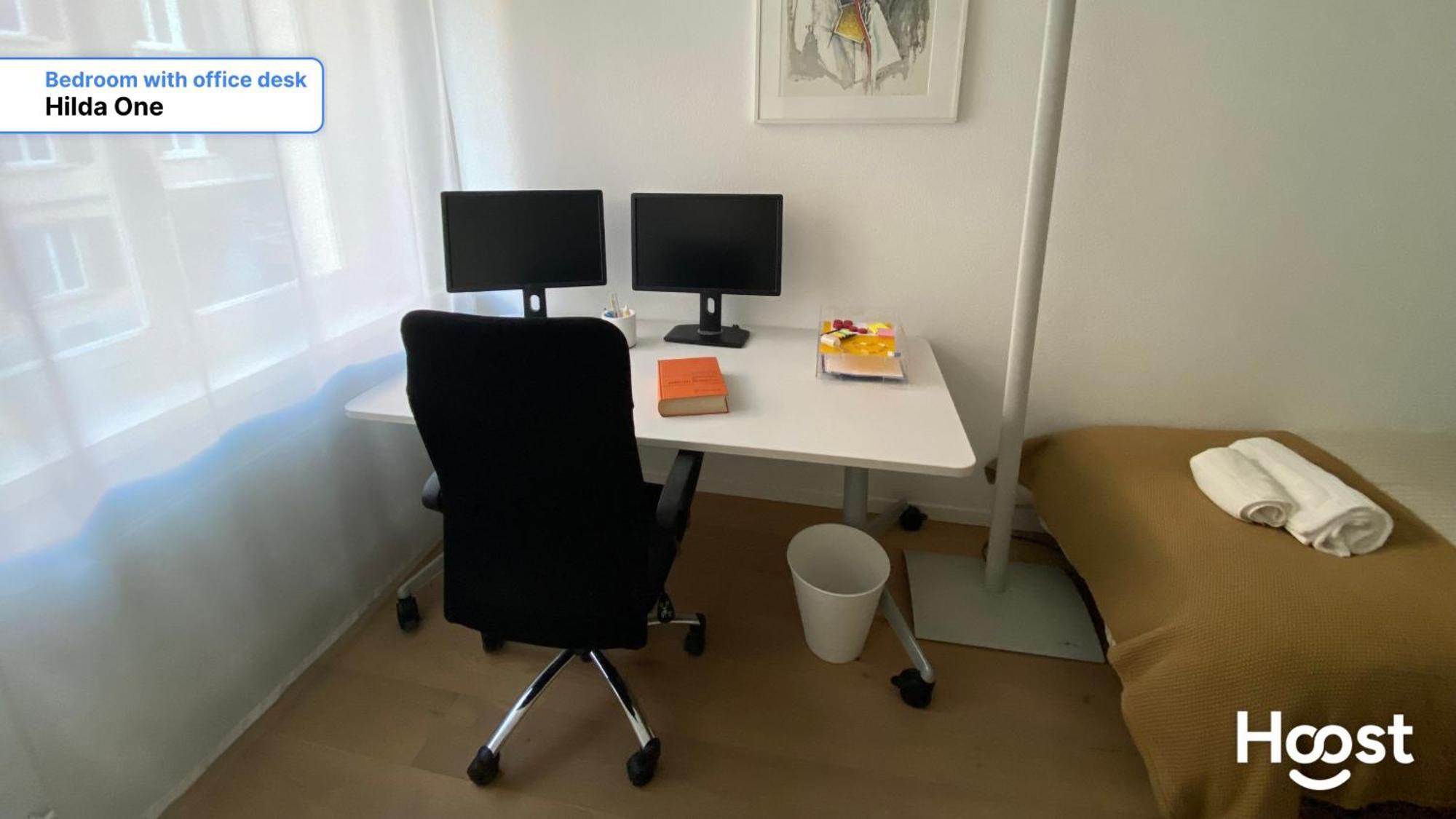 H1 With 4,5 Room, Bathroom, Kitchen, Central, Quiet & Modern With Office Apartmán